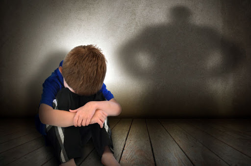 آسیب های جسمانی، عاطفی و اجتماعی پیامد خشونت علیه کودکان